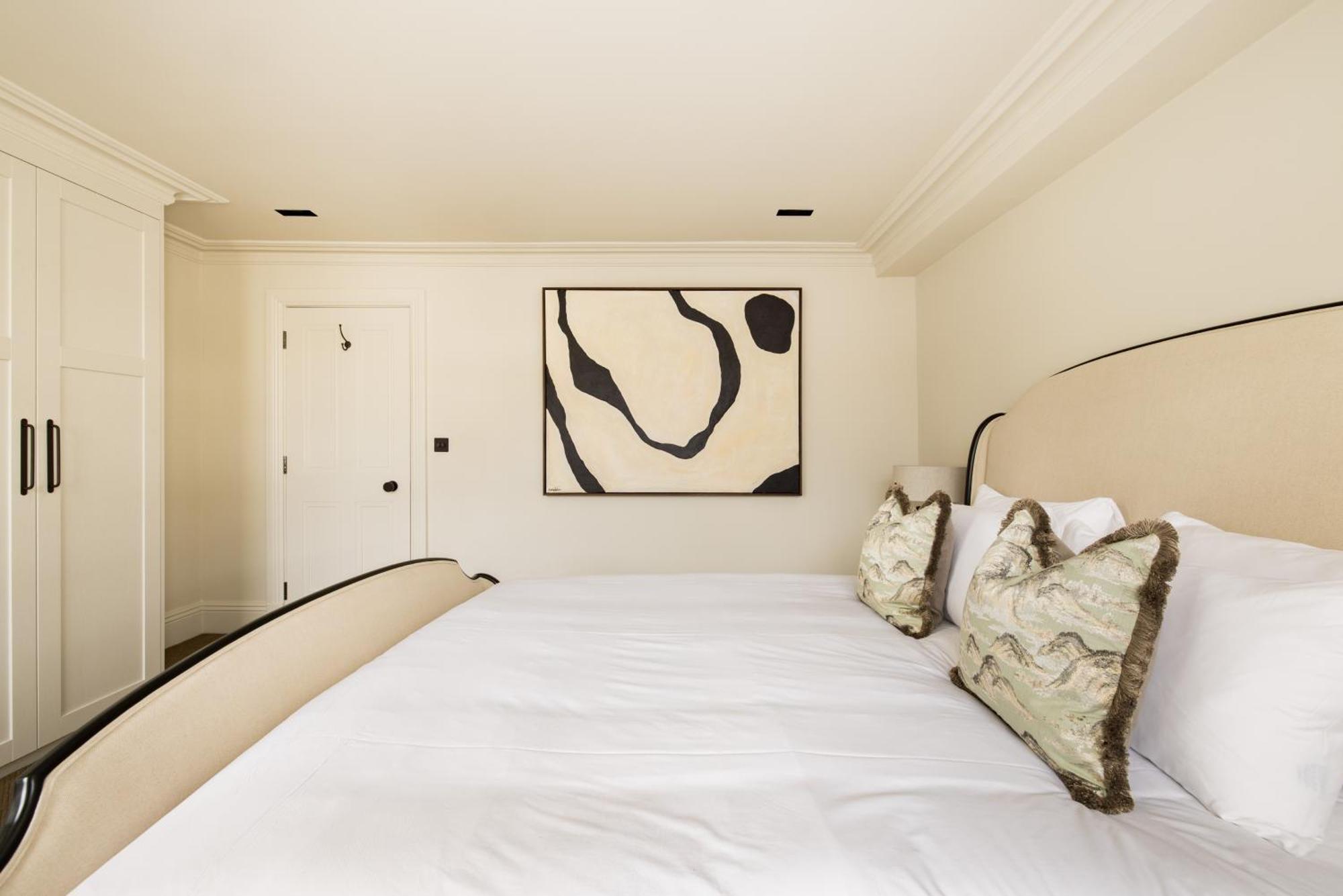 The Kensington House By Hok Living *